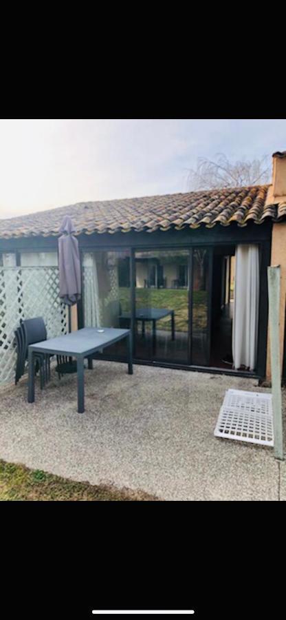 Appartement Les Hameaux Arles Extérieur photo